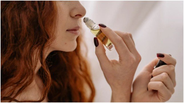 How do I use jasmine essential oil for relaxation every day?